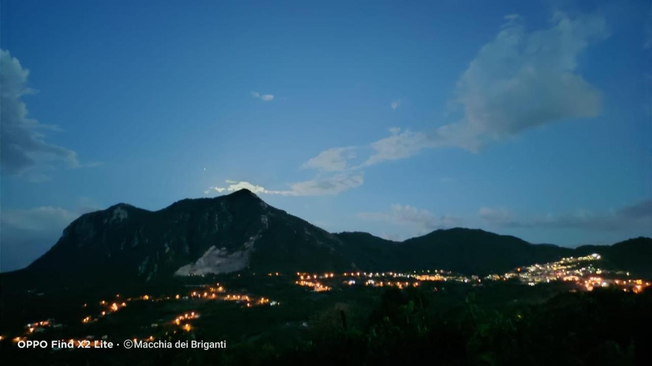 Montefalcione Agriturismo Macchia Dei Briganti - B&B المظهر الخارجي الصورة